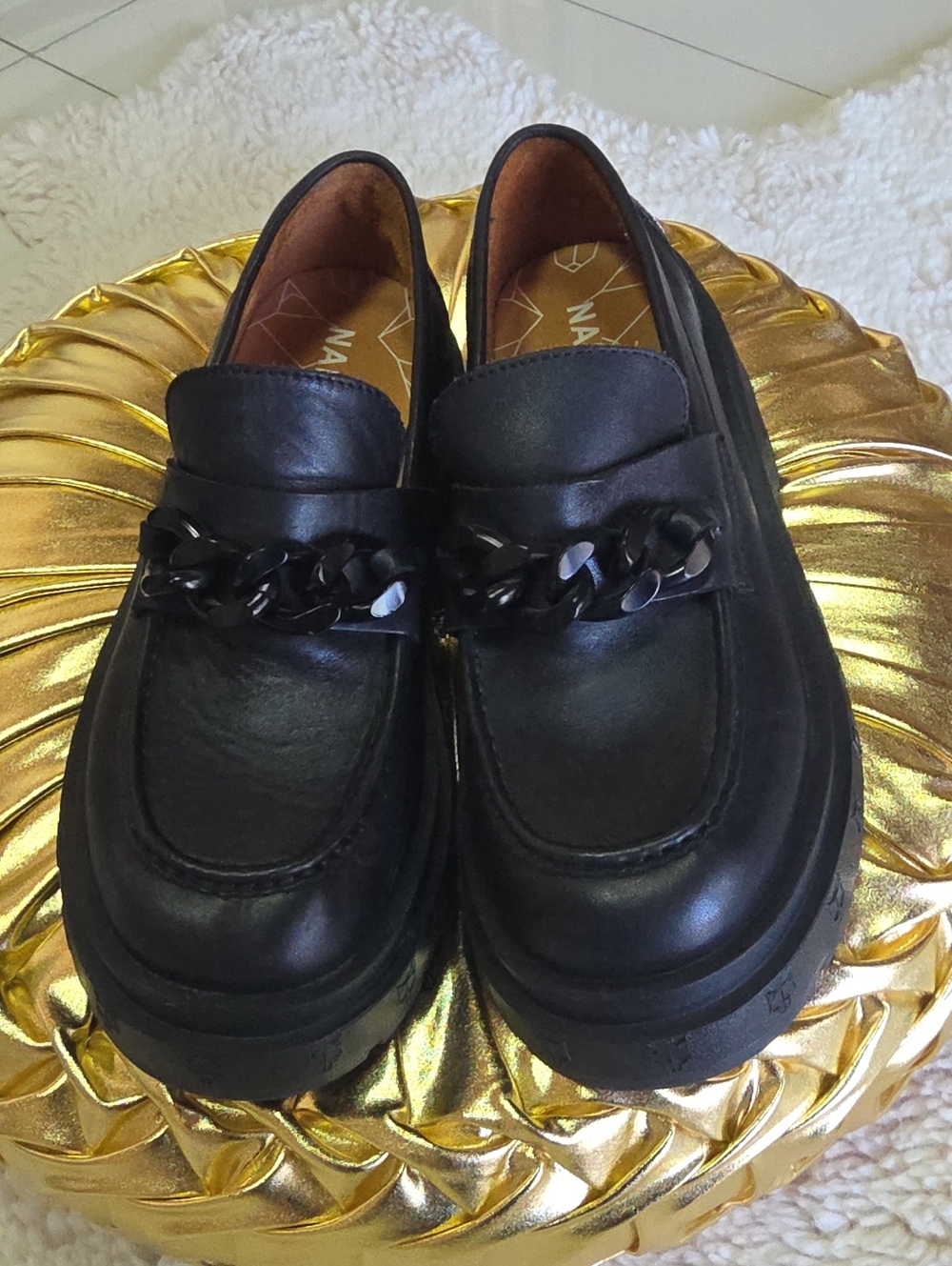 Men Shoes - Picture 4 of 4